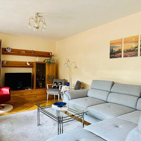 2,5-Zimmerwohnung Mit Terrasse - Keine Monteure Marbach am Neckar Extérieur photo